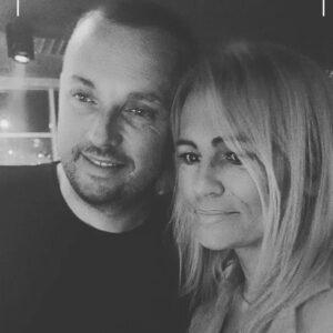 Влада и Бенд