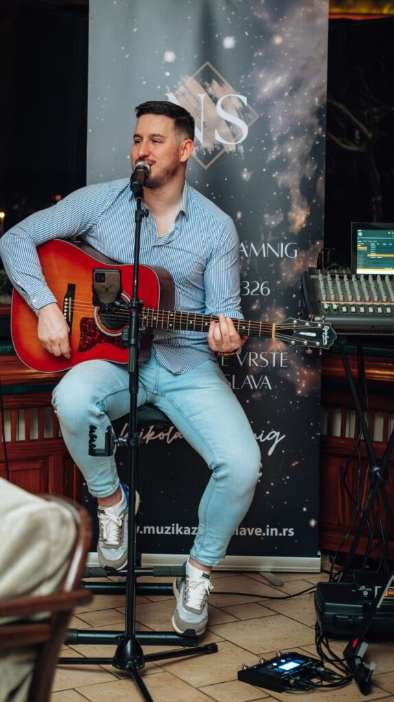 Nikola Slamnig & Bend – gitarista izvodi muziku za proslave