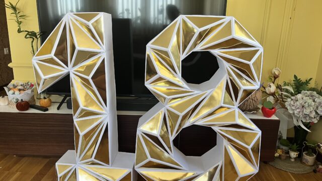 Dekorativni brojevi od kartona 1 i 8