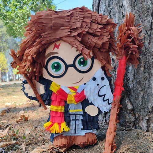 Pinjata-Hari-Poter-Nadine-Pinjate