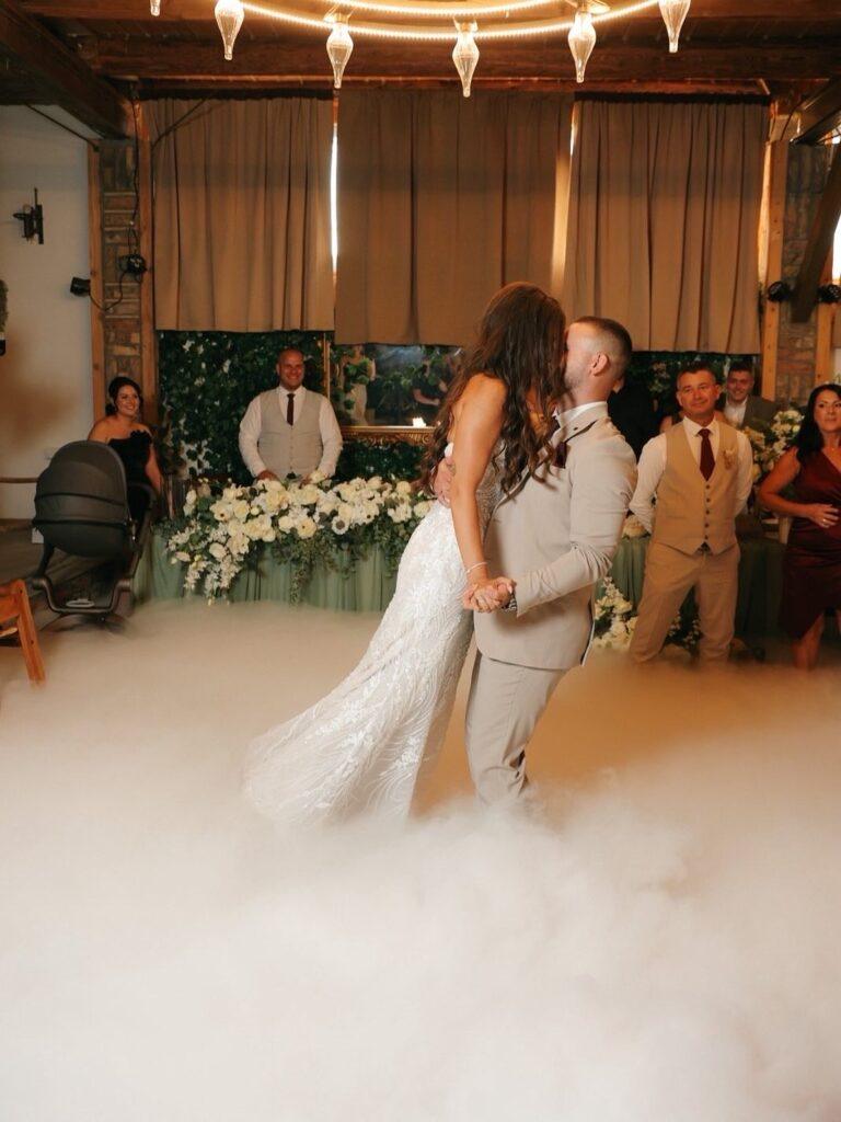 Luksuzni podni vatromet i prskalice za magičan prvi ples – efekti za proslave Beograd MS.