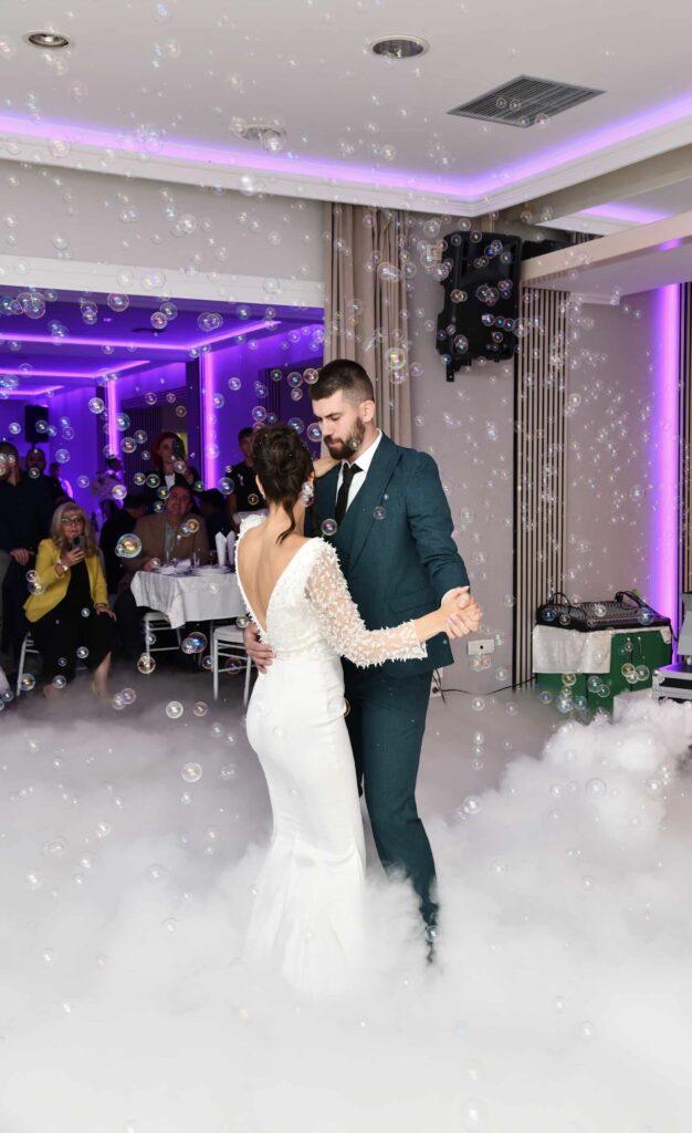 Spektakl sa balončićima za svadbu i proslave Beograd