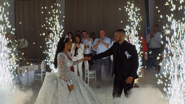 Niski dim i suvi led za prvi ples na venčanju - efekti za proslave Beograd NN.