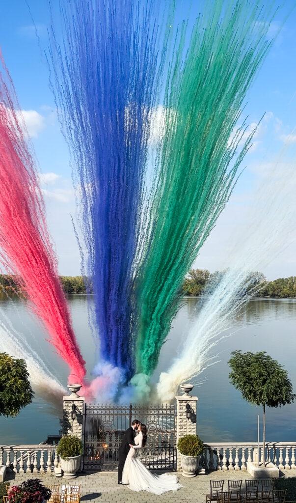 Dnevni vatromet u boji za proslave na otvorenom i korporativne događaje - efekti za proslave Beograd.