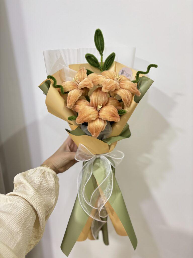 Unikatni plisani cvetovi - dostava buketa Srbija