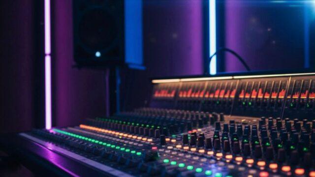 mikrofon i mikseta za krstenja i proslave