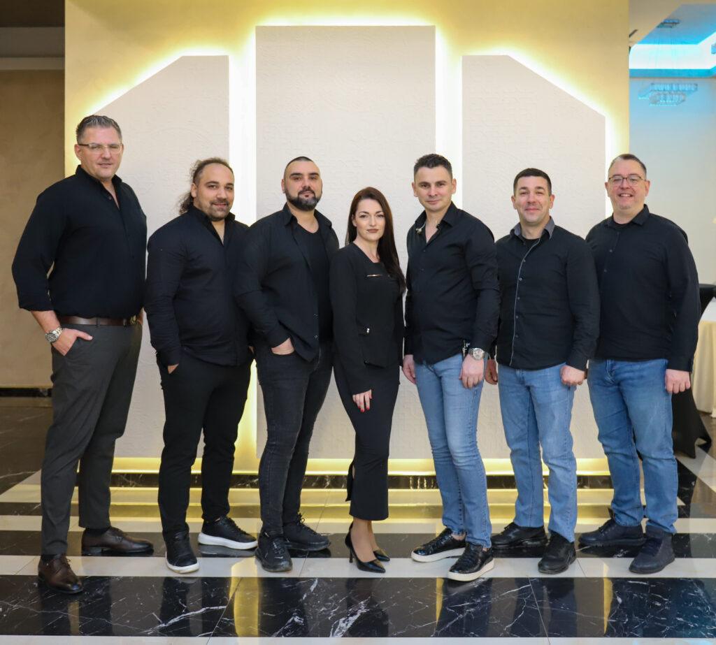 Muzičari Grupa Element savesno izvode repertoar za svadbe - Kraljevo, Beograd, Niš