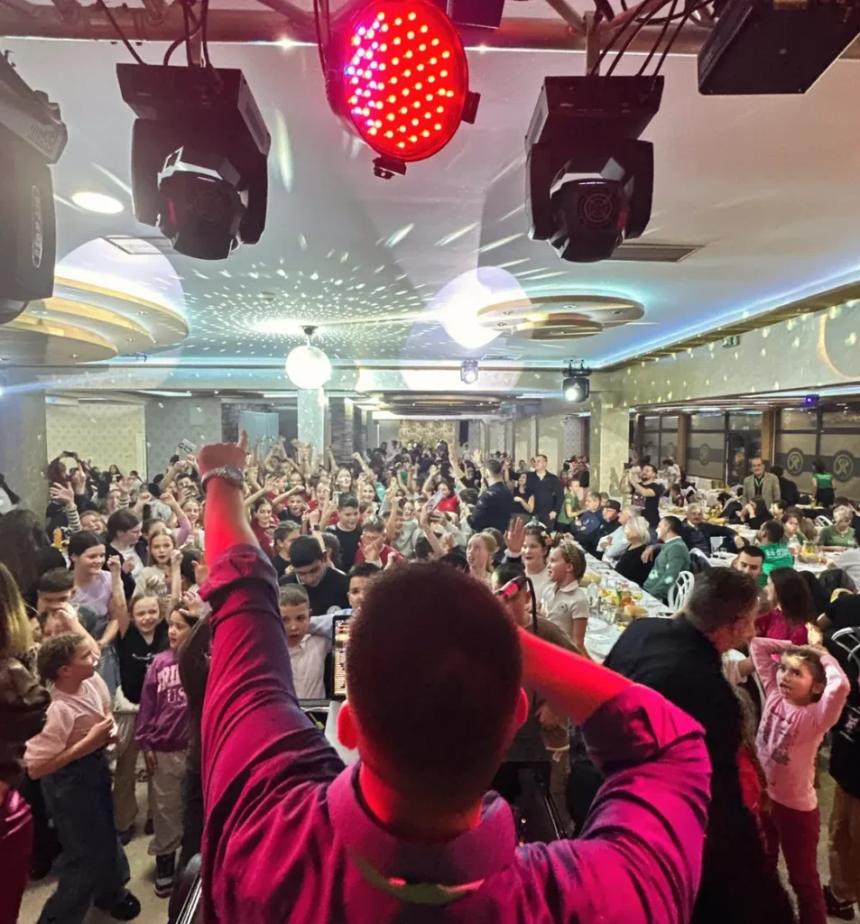 dj pedja beograd zurka atmosfera muzika uzivo dj