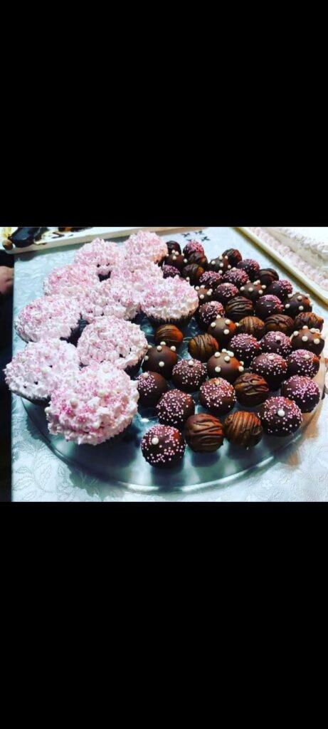 slatki sto za proslave Sombor rucno pravljene poslastice